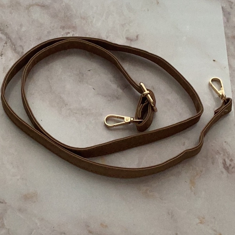 NWOT  vegan leather tan purse crossbody